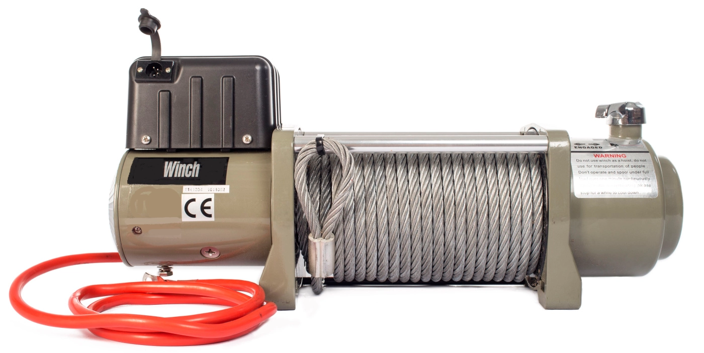 Лебедка электрическая автомобильная 6804кг 28м 12В (S15000)